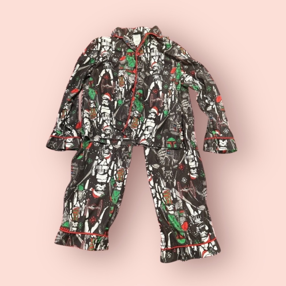Star Wars PJ Set. Boys Medium.